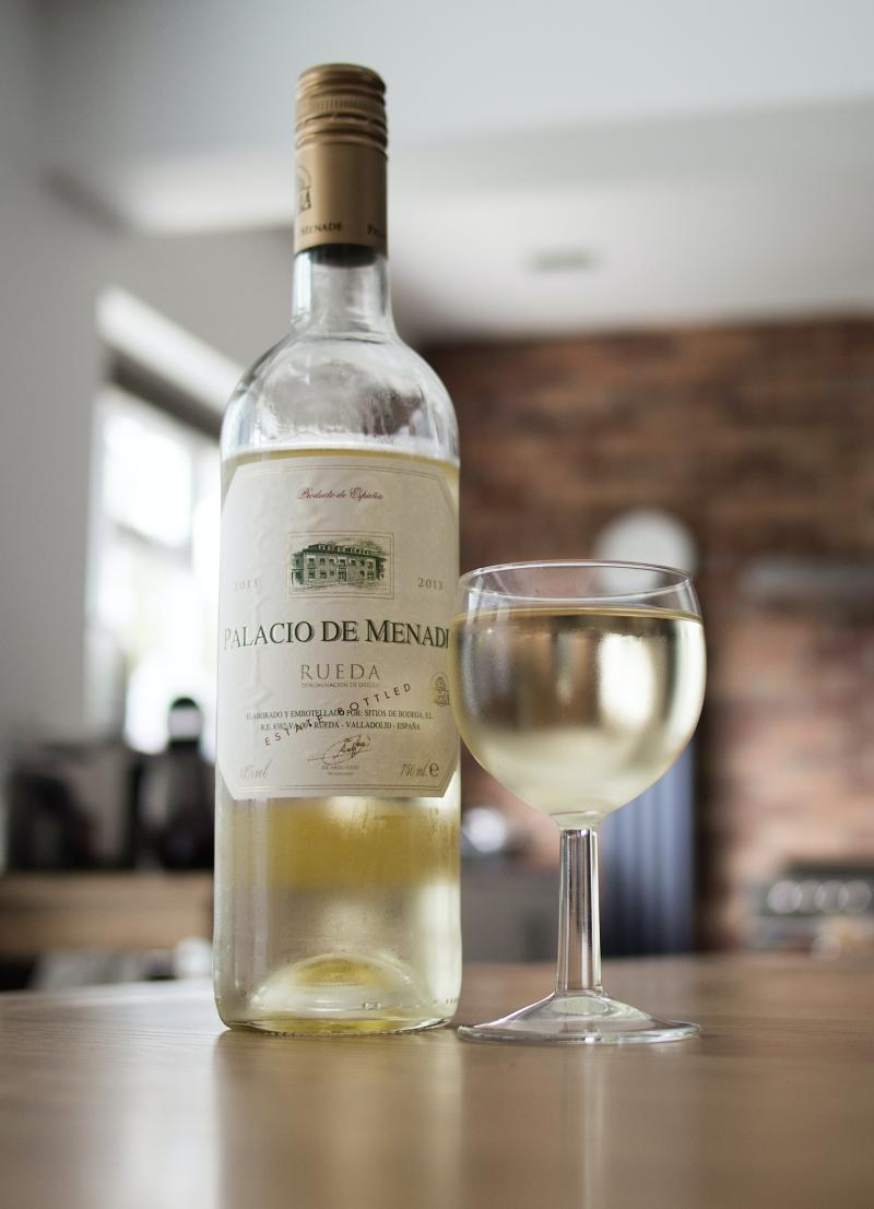 Fiole de vin blanc